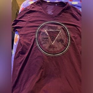 Guess maroon and gold v neck men’s shirt size medium